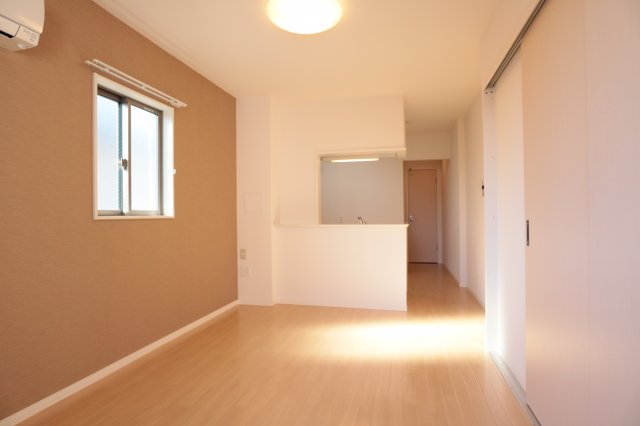 居室・リビング　リビング