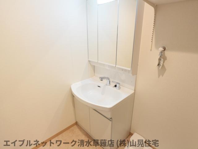 洗面設備　洗面所です