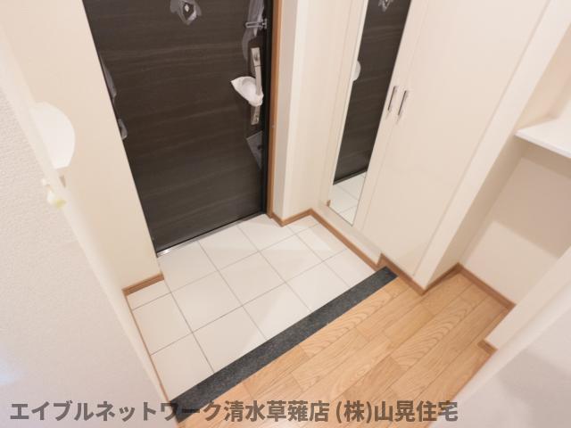 玄関　明るい玄関です