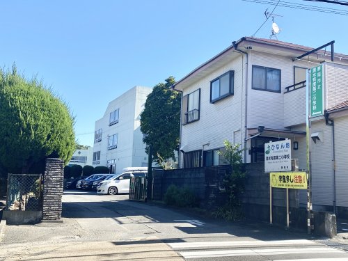 小学校　静岡市立清水有度第二小学校（小学校）まで241m