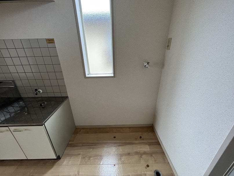 キッチン　洗濯機置き場
