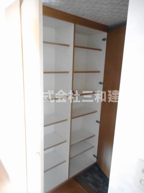 玄関　同タイプ別室参考写真