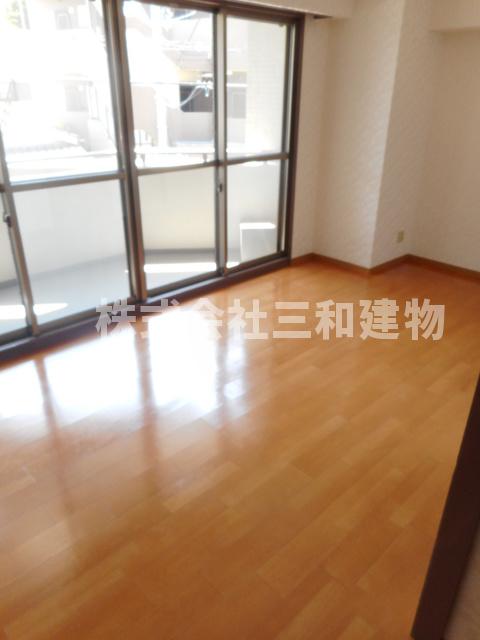 居室・リビング　同タイプ別室参考写真