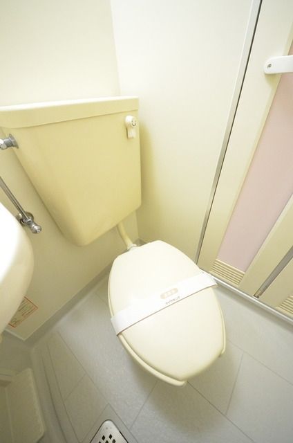 トイレ　★お部屋探しは株式会社タウンハウジング東京まで★