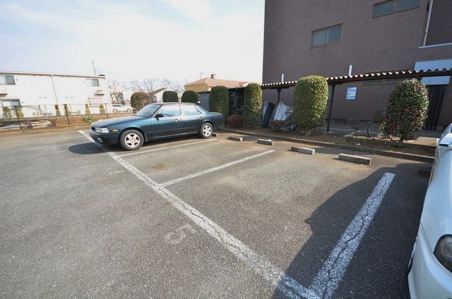 駐車場　☆敷地内駐車場です☆