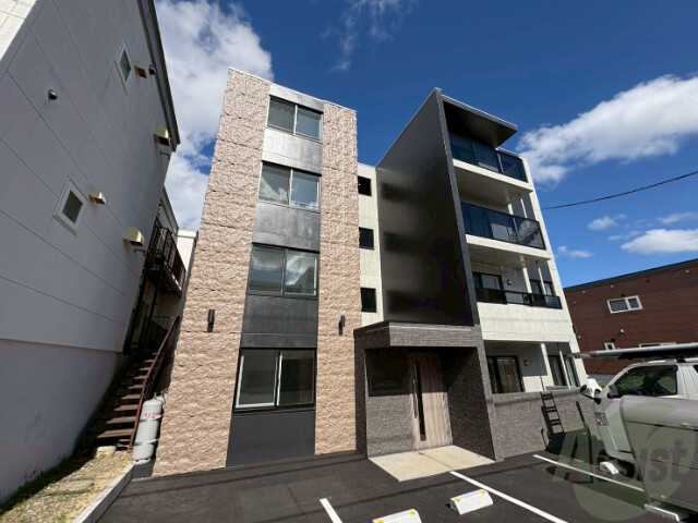 建物外観　白石区本通１２丁目「ＡＮＤ－ｈｏｎｄｏｒｉ」