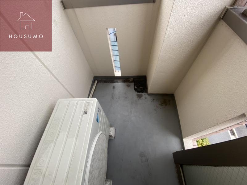 バルコニー　開放的で明るい空間を演出してくれるバルコニーです