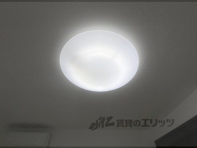 バルコニー　照明