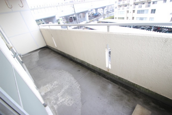 バルコニー　※別部屋の写真です
