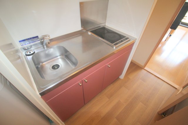 キッチン　別室の写真使用