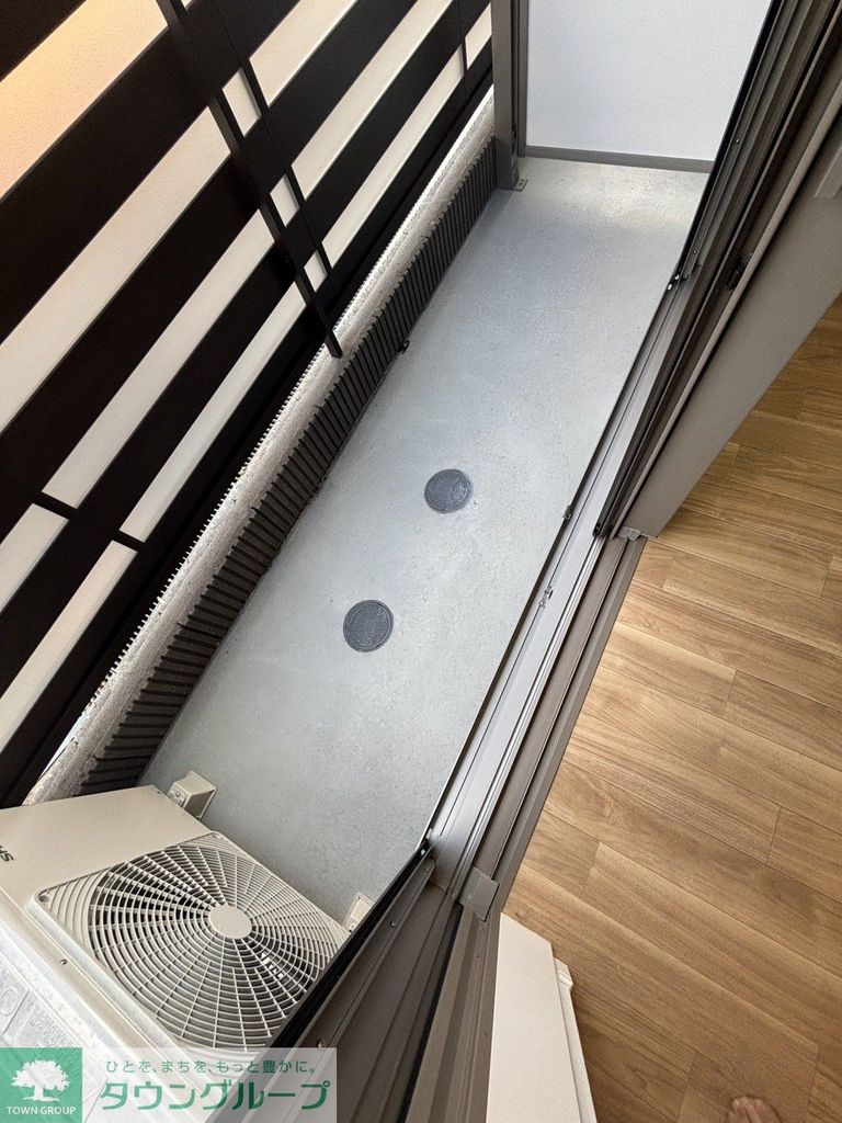 バルコニー　バルコニー