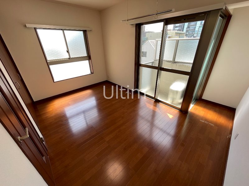 居室・リビング　※別のお部屋のお写真です。御参考までに。