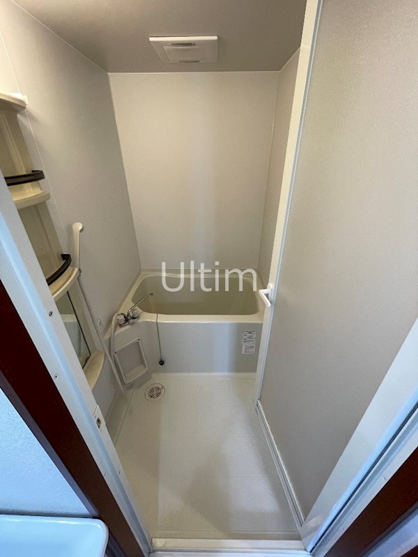 バス・シャワールーム　※別のお部屋のお写真です。御参考までに。