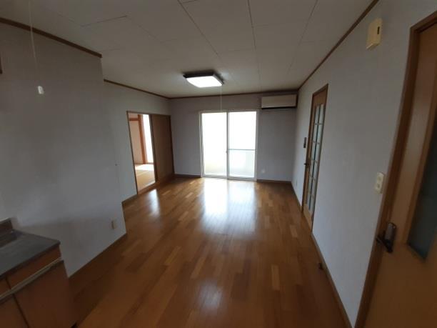 居室・リビング　リビング