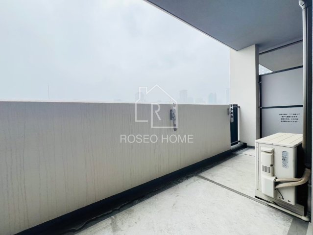 バルコニー　同マンション別部屋：参考写真