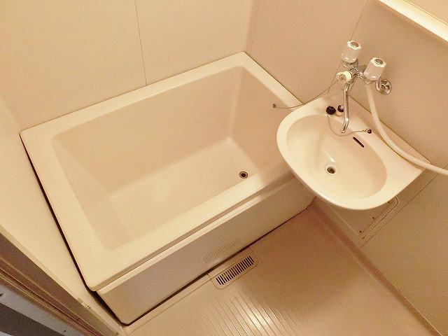 バス・シャワールーム　バス・トイレセパレート