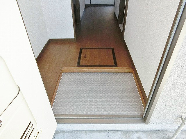 玄関　広々とした玄関スペース