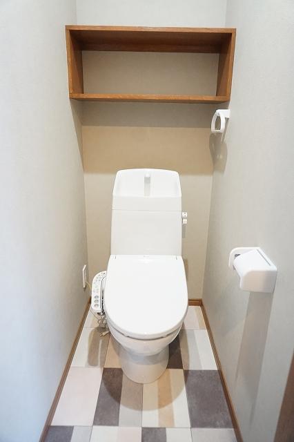 トイレ　トイレ