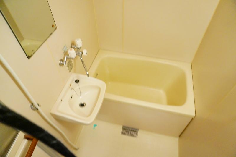 バス・シャワールーム　浴室