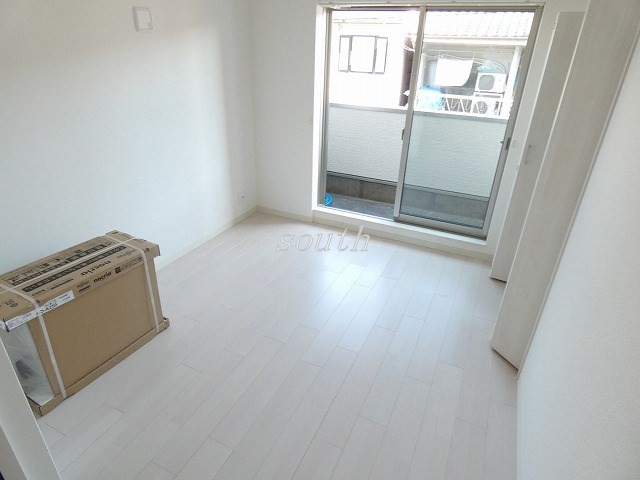 その他部屋・スペース　フローリングが綺麗な洋室です