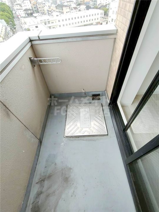 バルコニー　開放的で明るい空間を演出してくれるバルコニーです