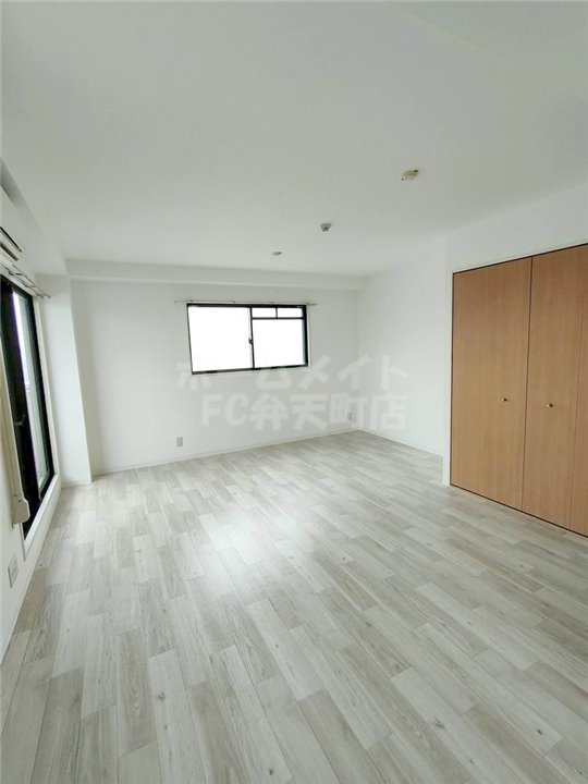 居室・リビング　ゆったりとした居間です