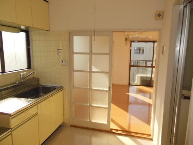 ビアン中川の居間写真