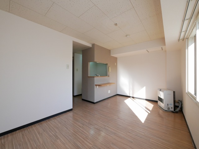 居室・リビング　キレイなリビング♪