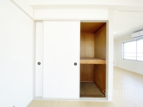 収納　洋室の収納です☆