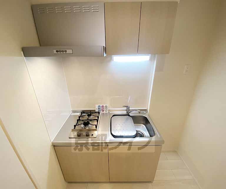 キッチン　大きめのキッチンです