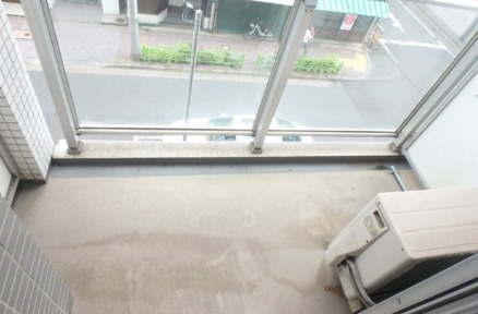 バルコニー　※別部屋の参考写真です。