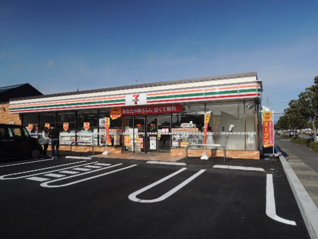 コンビニ　セブンイレブン　川成新町店（コンビニ）まで850m