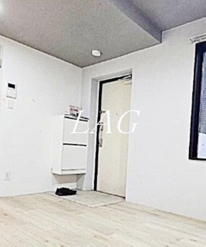 玄関　玄関になります。※別部屋参考写真です。