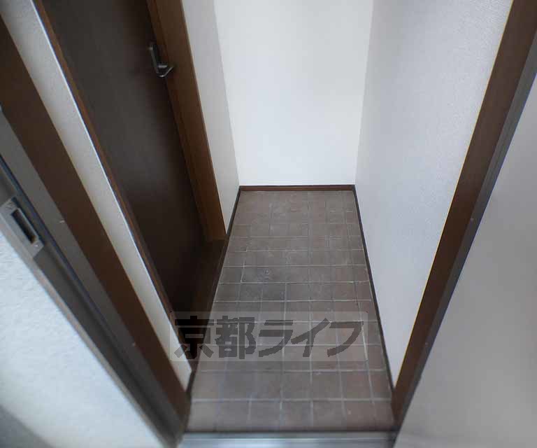 玄関　広い玄関です。