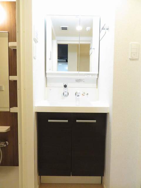 洗面設備　女性も、男性も嬉しい洗面化粧台