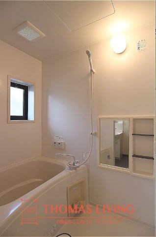 バス・シャワールーム　同建物別部屋写真をご参照ください。