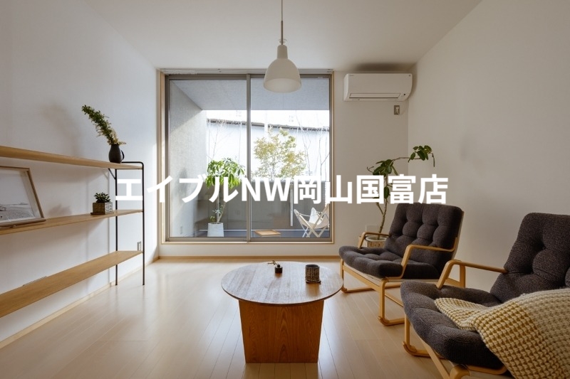 居室・リビング　家具はイメージです