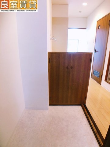 玄関　シューズボックスあり