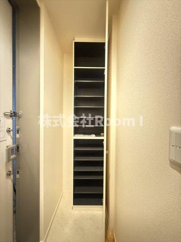 玄関　落ち着いた玄関です