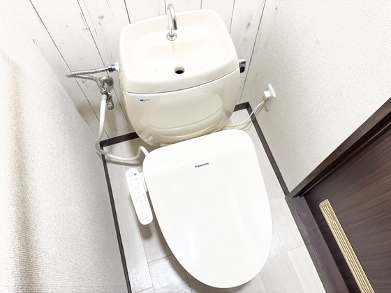 トイレ　シャワー付きトイレ