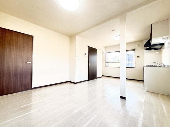 居室・リビング　リビング