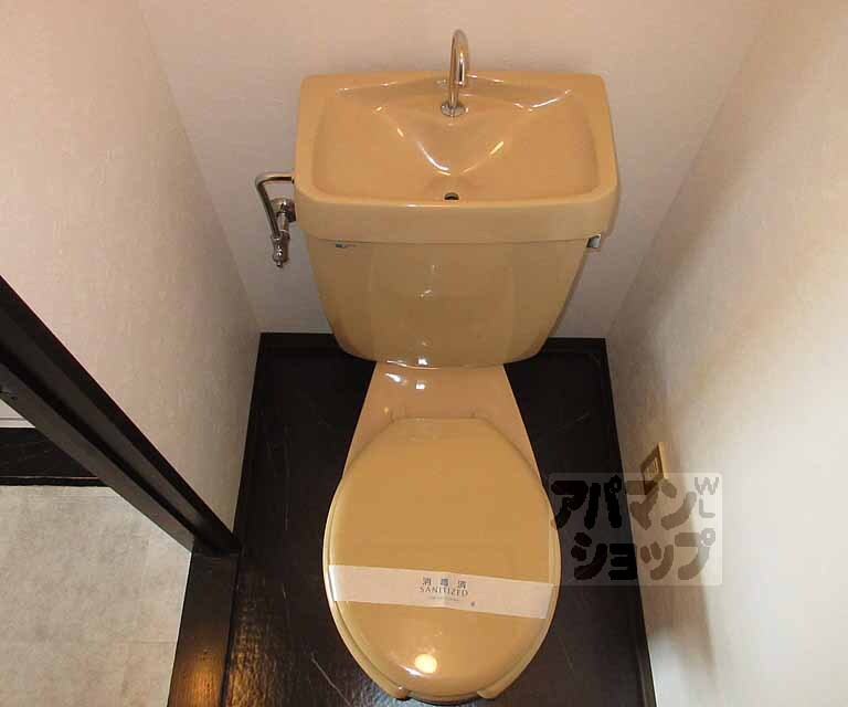 トイレ　清潔感のあるトイレです
