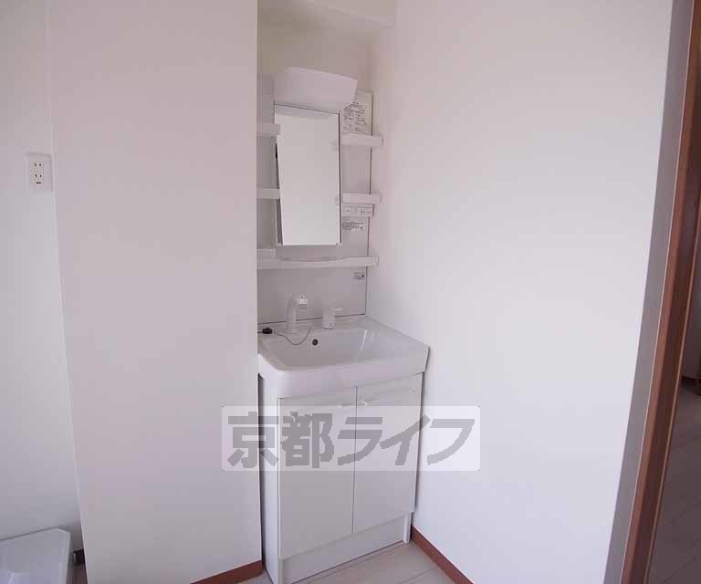 洗面設備　待ってました独立洗面台