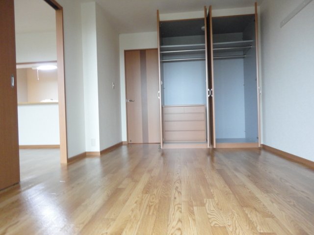 その他部屋・スペース　南側洋室