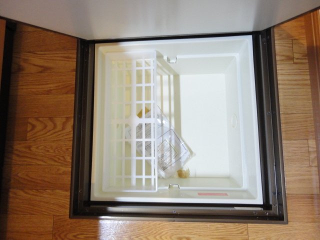 収納　床下収納