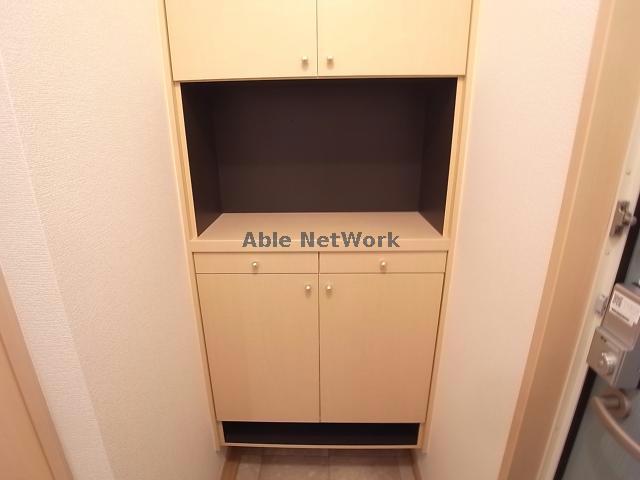 玄関　シューズボックス