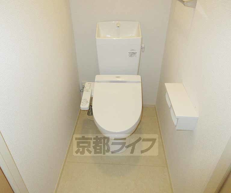 トイレ　浴室乾燥ついています。