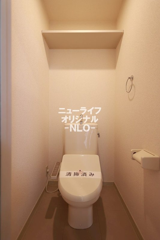 洗面設備　忙しい朝の支度が楽になるシャワー付き洗面台☆