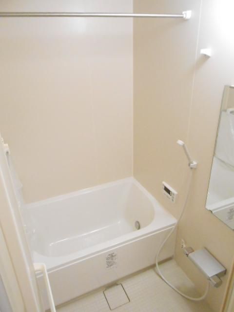 バス・シャワールーム　★★追い焚き機能付★★