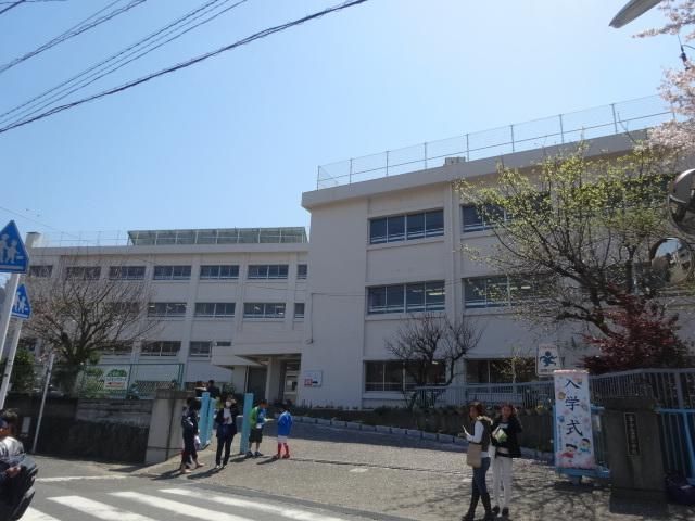 小学校　★★沼間小学校（小学校）まで131m